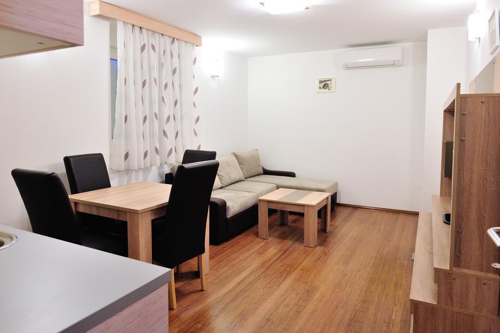 Apartments Old Bridge Mostar Room photo