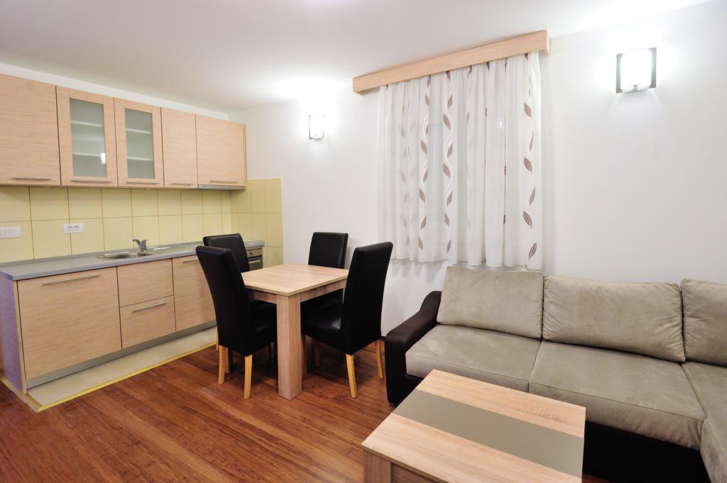Apartments Old Bridge Mostar Room photo