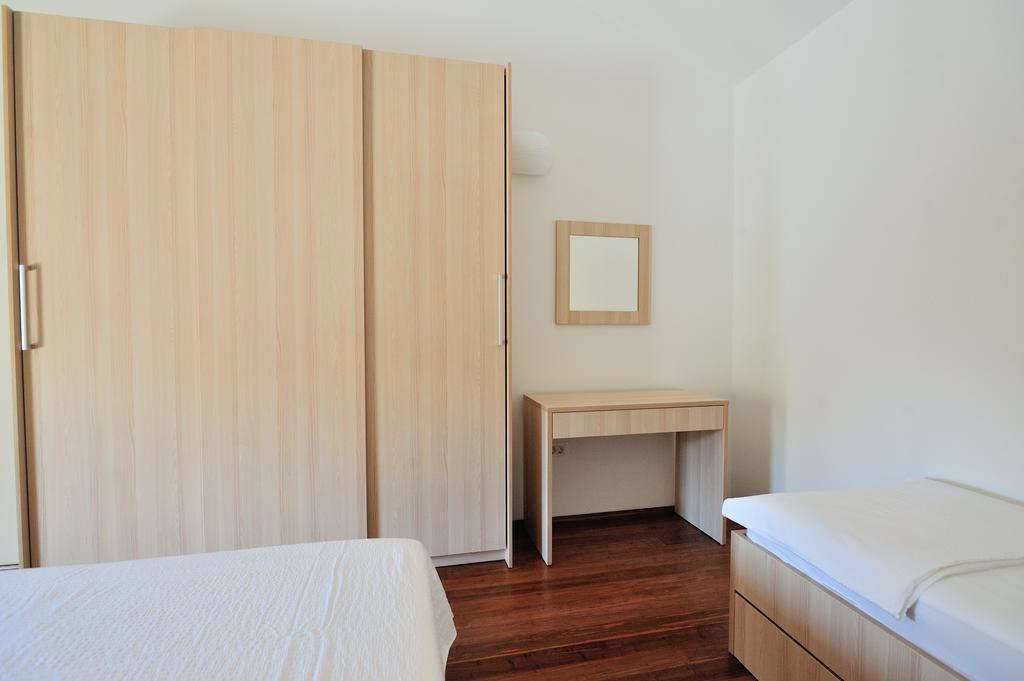 Apartments Old Bridge Mostar Room photo