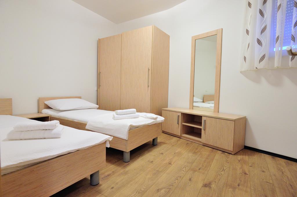 Apartments Old Bridge Mostar Room photo