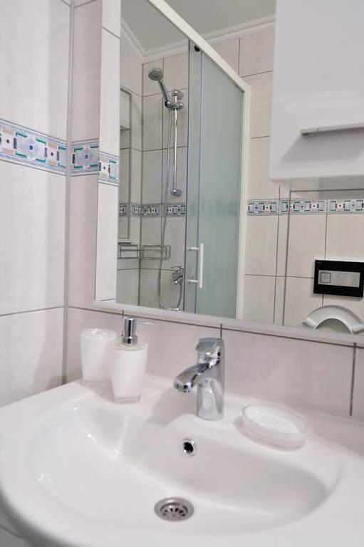 Apartments Old Bridge Mostar Room photo